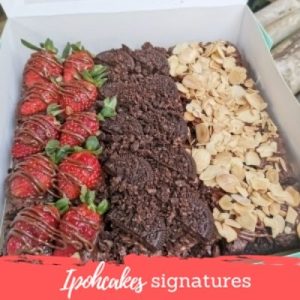 3 Row Mix Brownies 8"