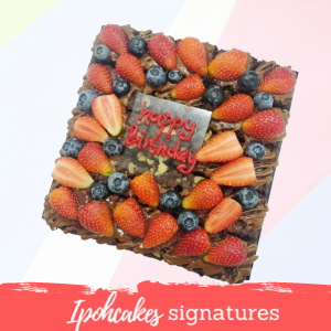 Strawberry & Blueberry Nutella Brownies 8"